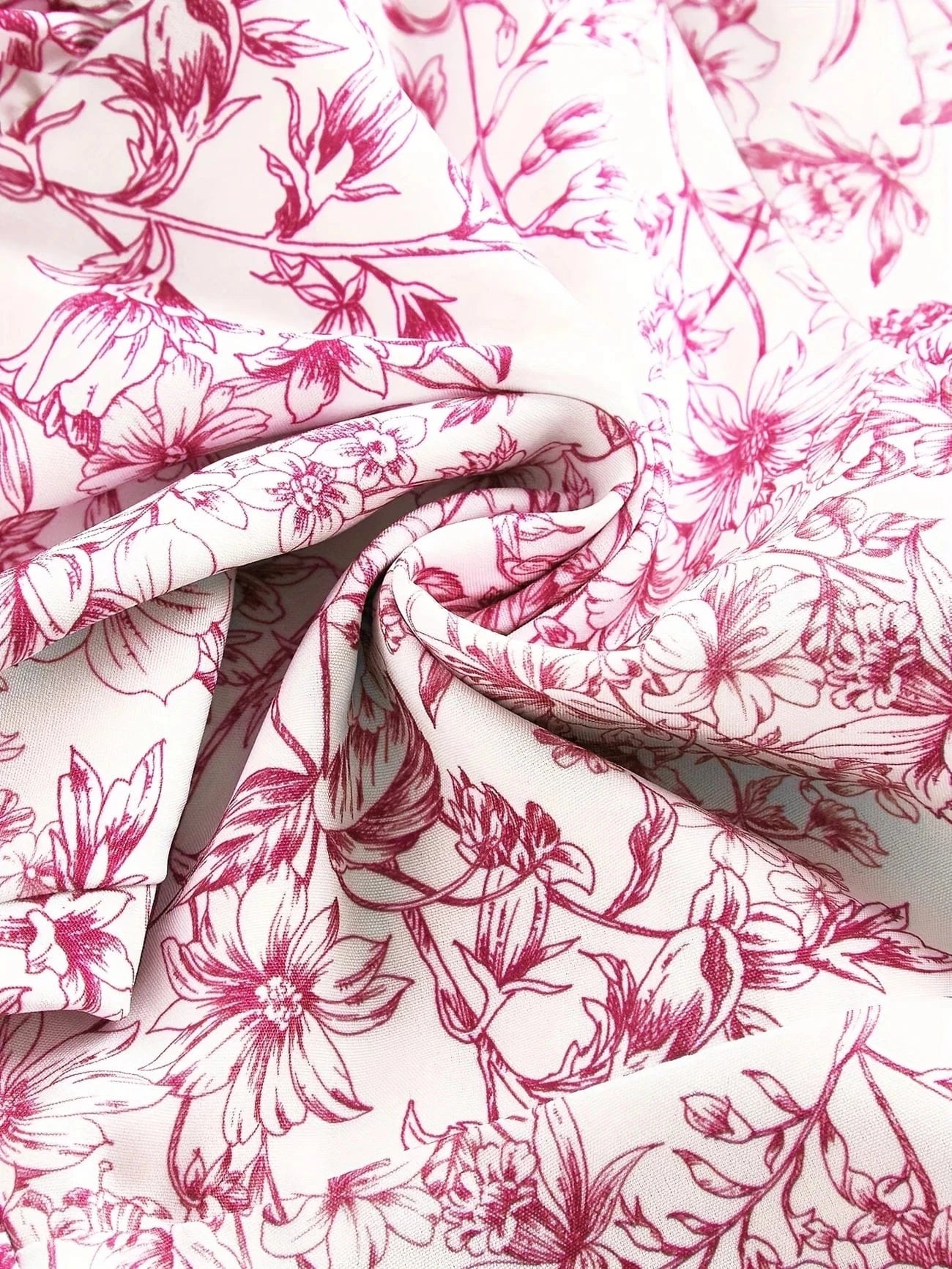 Robe fleurie à volants – Fraîche, légère et craquante